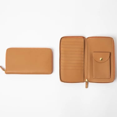 Tall Coupe Leather Wallet in Saddle