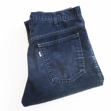 vintage Levis pants / corduroy pants / 1980s Levis 519 straight leg navy blue corduroy pants 32 