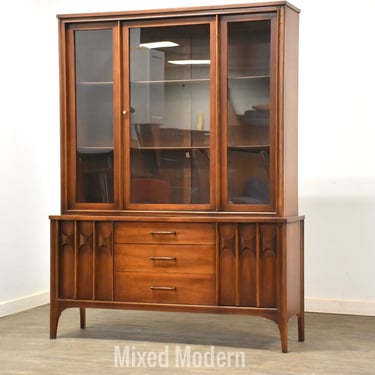 Kent Coffey Perspecta Hutch Credenza 