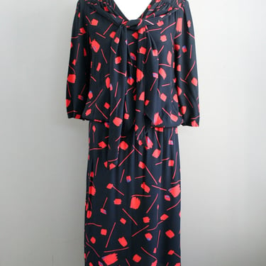 1980s Black and Red Op Art Day Dress by Anthony Sicari- Elastic Waist- Size Medium-8/10 