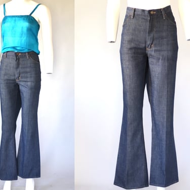 1970s Wranglers High Rise Flare Leg Vintage Jeans - Medium Dark Wash Light Weight Denim - Womens Jean Size 31 / Mens 32 