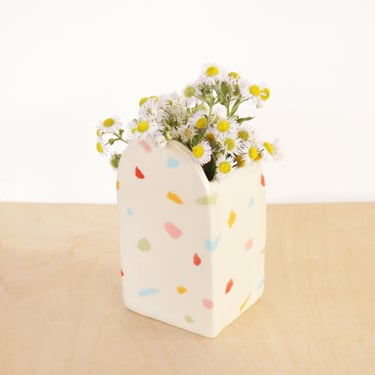 Colourful Speckle Ceramic Vase | Modern Ceramic Decor | Curved Bud Vase 