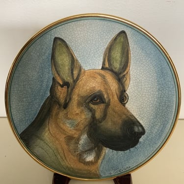 The German Shepard Collector Plate 1972 by Vicente Tiziano of Veneto Flair Italy, German Shepard dog lover, dog lover gifts, Shepards gifts 