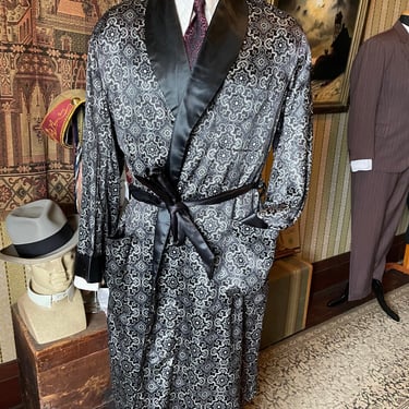 Vintage Men’s 1960s Swanky Sears Dressing Gown Robe - Size Medium 