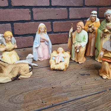 Gorgeous 9 Piece Homco Nativity Set #5599 