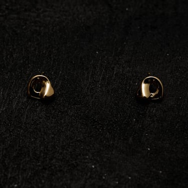 Agmes Gertrude Studs