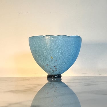 Kosta textured bowl by  Errol Vallien 