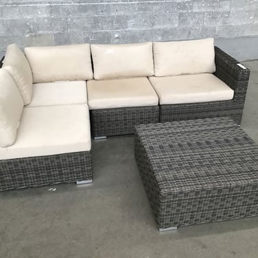 5pc. Outdoor Sectional Set (Seattle)