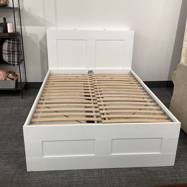 IKEA Full w/Storage B069