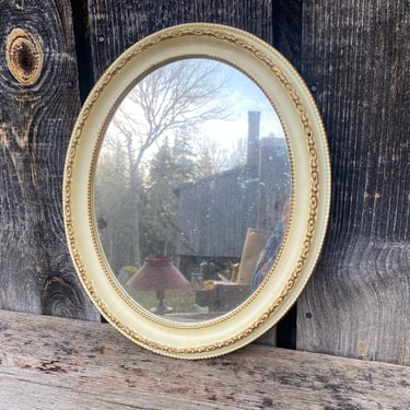 Vintage Round Mirror — Vintage Plastic Round Mirror — Round Decorative Mirror — Oval Round Mirror — Vintage Oval Mirror — Mirror Vintage 