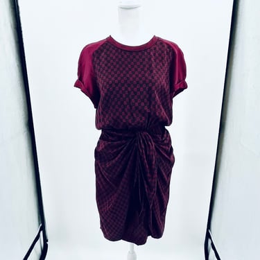 Isabel Marant Designer Dress in Silk with Purple background Navy Design. Size 38 