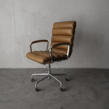 Ovedio Leather Desk Chair by Restoration Hardware 