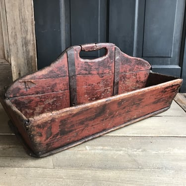 Rustic Wood Garden Plant Carrier, Trug Painted Red, Iron Bands, Garden Tool Carrier, Storage, Organizer, Cottage Rustic Farmhouse Primitive 