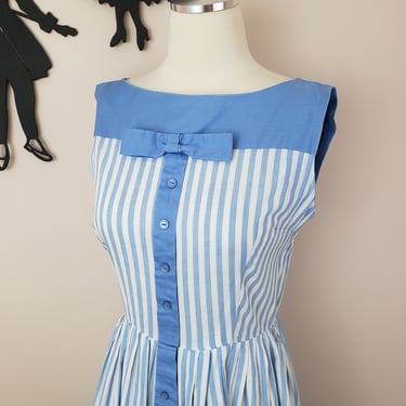Vintage 1950's Blue Stripe Dress / 50s Cotton Day Sundress S 