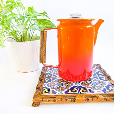 Midcentury Modern Orange Ombre Enamelware Metal Coffee Percolator with Wood Handle and Glass Top Accenting 