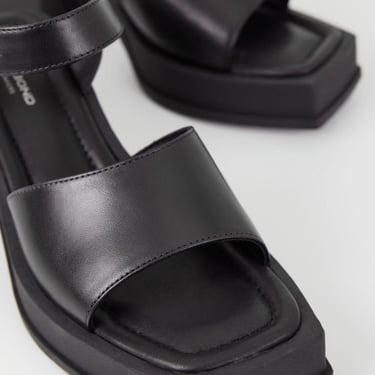 Vagabond Hennie Sandal - Black on Garmentory