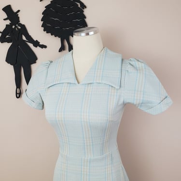 Vintage 1970's Plaid Mini Dress / 70s Polyester Day Dress Jr XS/S 
