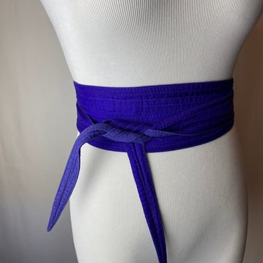 70’s silk sash belt~ vibrant purple Asian inspired dressy belt cloth quilted wraps around knotted slip silken 