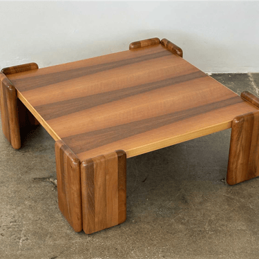 coffee table 1576