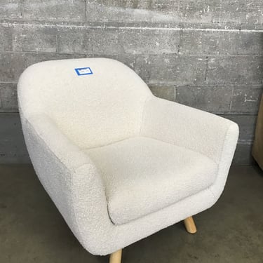 Article Fuzzy Comfortable Chair (Seattle)