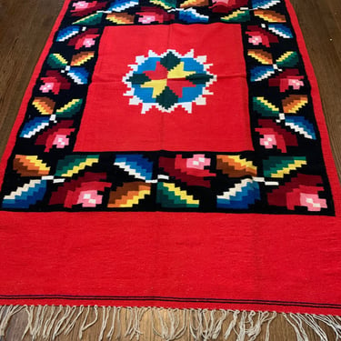 Vintage Handmade Latin American/Mexican Wool Blanket Kilim Rug Aztec Pattern 