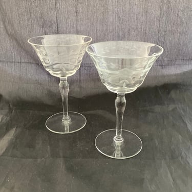 Set of 2 Vintage Tall Large 6 OZ Floral Cocktail Coupe Glasses, Etched Flowers Lines, Mid Century Modern Art Deco Champagne Saucers, Martini 