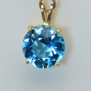 Vintage 14k Yellow Gold and Large Blue Topaz Four Prong Pendant 