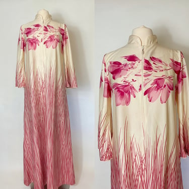 Vintage David Brown  California Long Sleeve Floral Housedress 1970s Tagged Size Small 