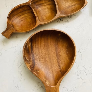 One Pair of Vintage Serving Wood Bowls with Handle_Three Peas on Pod Design by LeChalet