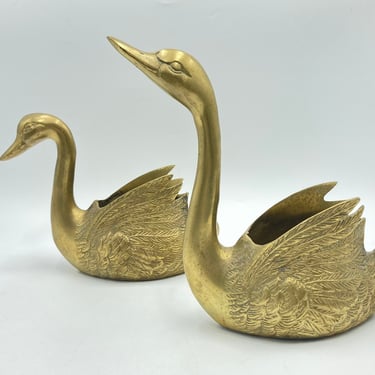Vintage XL Brass Swan Planters, Solid Brass, Original Made in Korea Sticker, Vintage Planter, 70s Home Decor 