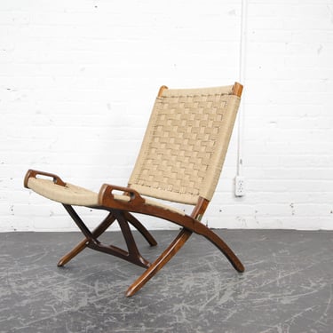 Vintage MCM 80's Hans Wegner style folding rope lounge chair Made in Yugoslavia | Free delivery only in NYC and Hudson Valley areas 