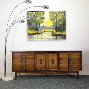 1960's Mid Century Modern Bassett Mayan 9 Drawer Walnut Dresser