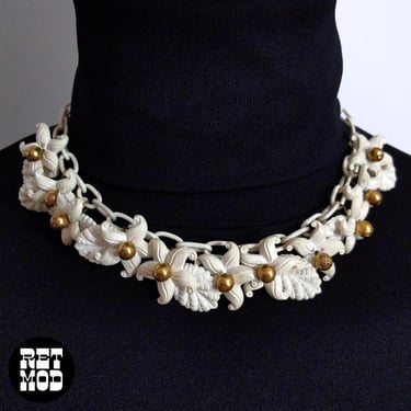 Pretty Vintage 50s 60s White Chain Short Necklace with Flowers & Leaves 