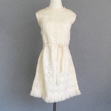 1960- Mod- Knit Sheath - Cable Knit - Mod - by G. Fox & Co of Connecticut - Made in Spain 