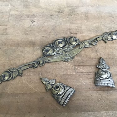 Brass Pediment Set (3 pc) (Seattle)