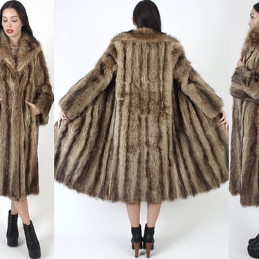 Full Length Raccoon Fur Coat / Mountain Man Fur Jacket / Vintage 70s Outdoors Wilderness Overcoat 
