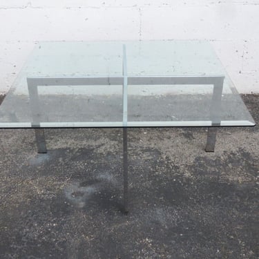 Mid Century Modern Chrome and Square Glass Top Coffee Table Made in Italy 3614