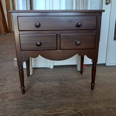 Lexington End Table 30 x 17 x 30.125