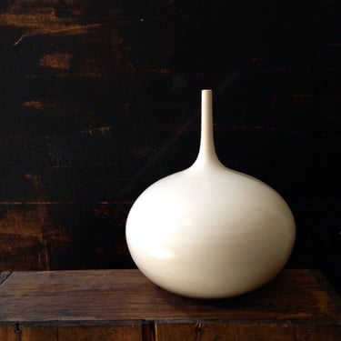 One Wheel Thrown Stoneware Rotund Bottle Vase Glazed in a Modern White Matte- Sara Paloma Pottery elegant minimalist ceramic round bud vase 