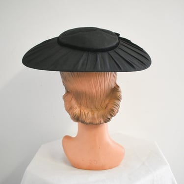 1950s Black Pleated Platter Hat 