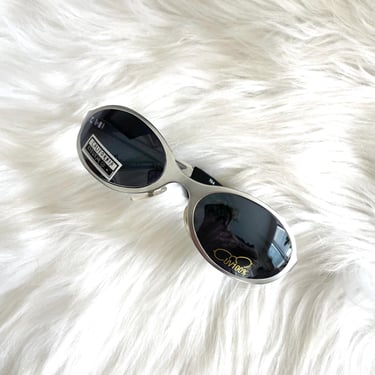 Vintage Y2K Silver Oval Dark Tinted Sunglasses 