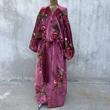 Antique 1920s Pink Silk Velvet Robe Embroidered Roses Dress Jacket Vintage