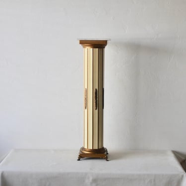 Vintage Italian Neoclassical Style Metal Marble Cream Gold Finish Column Pedestal 