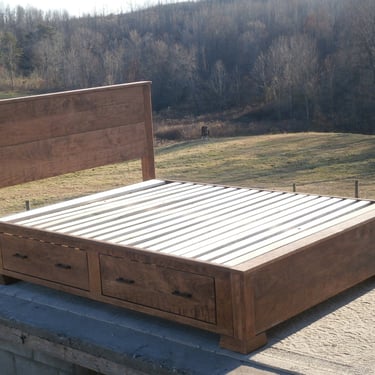 ZCustom ASH NdRnV09/NdRsV02 King, solid Walnut Platform Bed with 4 inset drawers, Herringbone headboard, frame mattress size, Natural 