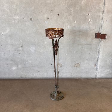 Antique Iron Detailed Fern Stand