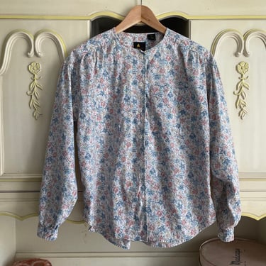 Vintage ‘80s ‘90s LIZSPORT floral print cotton blouse | pretty summer top, Liz Claiborne shirt, gathered shoulders, petite L 