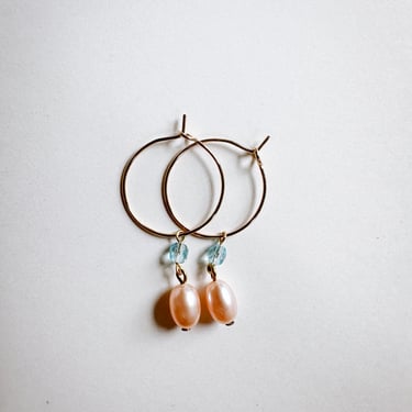 Water Lily Hoops // Freshwater Blush Pearl & 14K Gold Filled Drop Earrings 