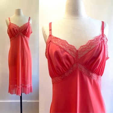 Vintage 50s Slip / Salmon Pink Red Nylon + LACE + ACCORDION Pleat Lace Hem / Vanity Fair / 38 Bust 