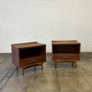 Nightstands by Broyhill - Pair 