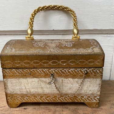 Vintage Italian Florentine Gold Box Purse With Key Lock Closure, Gold Metal Wooden Purse, Gold White Painted Wood Hand Bag, Jewel Box 